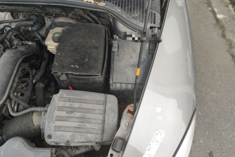 Used Skoda Octavia 2012 1.4TSI Manual - Yijun Edition Engine Bay Left
