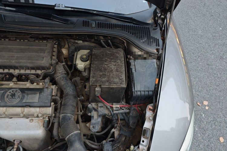 Used Skoda Octavia 2012 1.6L Manual Eado Edition Engine Bay Left