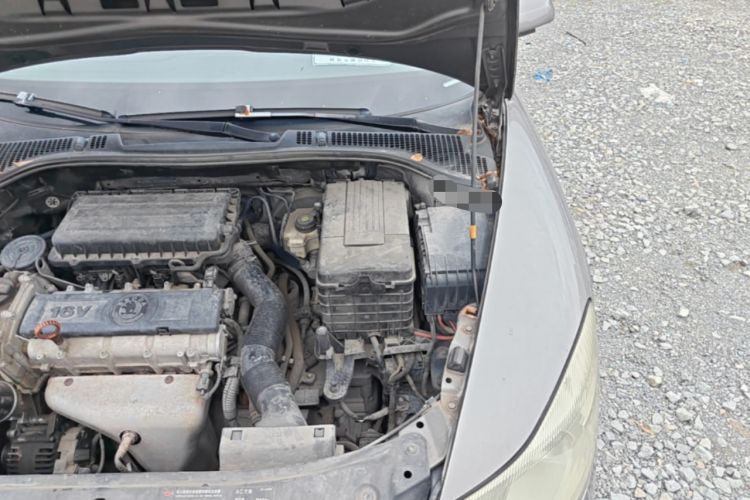 Used Skoda Octavia 2012 1.6L Automatic Yijun Edition Engine Bay Left