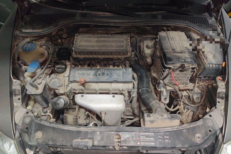 Used Skoda Octavia 2012 1.6L Automatic Yijun Edition Engine Bay