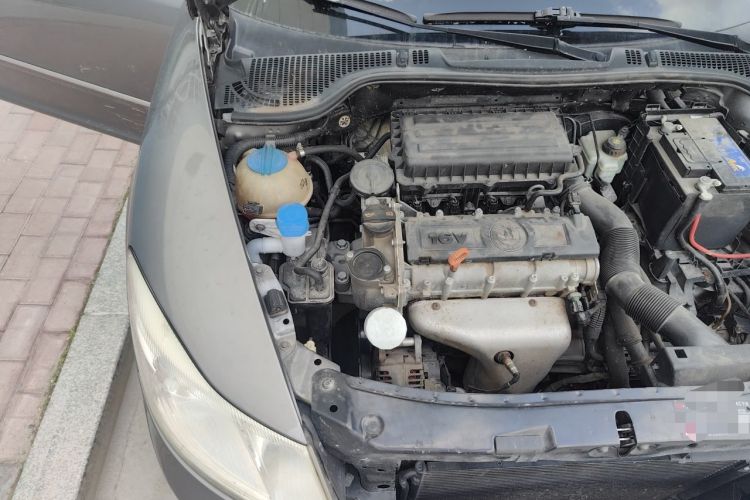 Used Skoda Octavia 2012 1.6L Automatic Yijun Edition Engine Bay Right