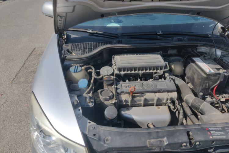 Used Skoda Octavia 2012 1.6L Manual Yijun Edition Engine Bay Right
