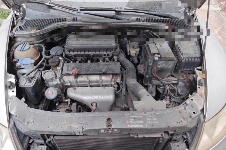 Used Skoda Octavia 2012 1.6L Manual Yijie Edition Engine Bay
