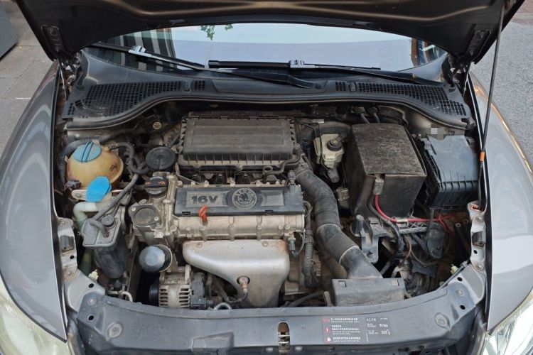 Used Skoda Octavia 2012 1.6L Manual Eado Edition Engine Bay
