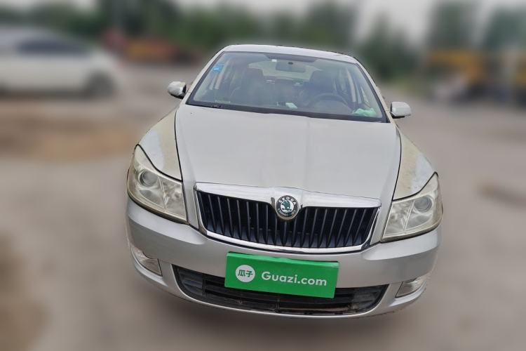 Used Skoda Octavia 2012 1.6L Manual Eado Edition Front