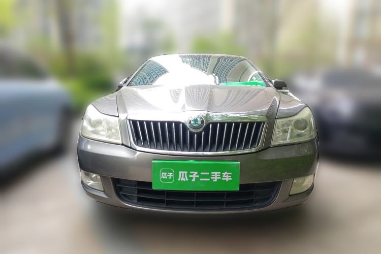 Used Skoda Octavia 2012 1.6L Manual Yijun Edition Front