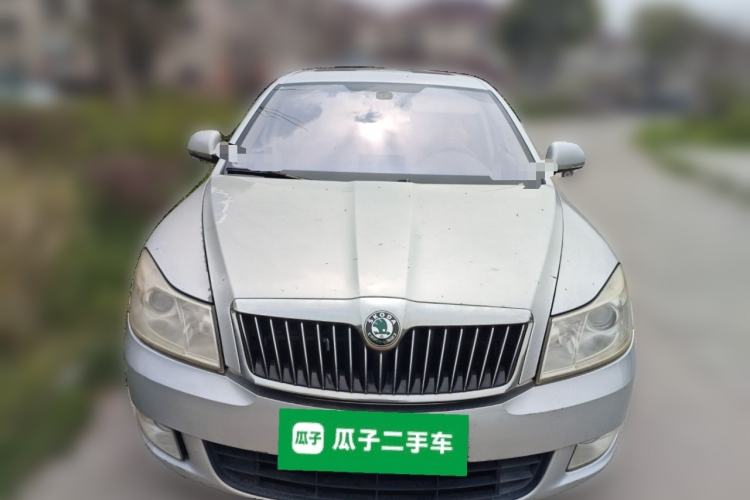 Used Skoda Octavia 2012 1.6L Automatic Yijun Edition Front