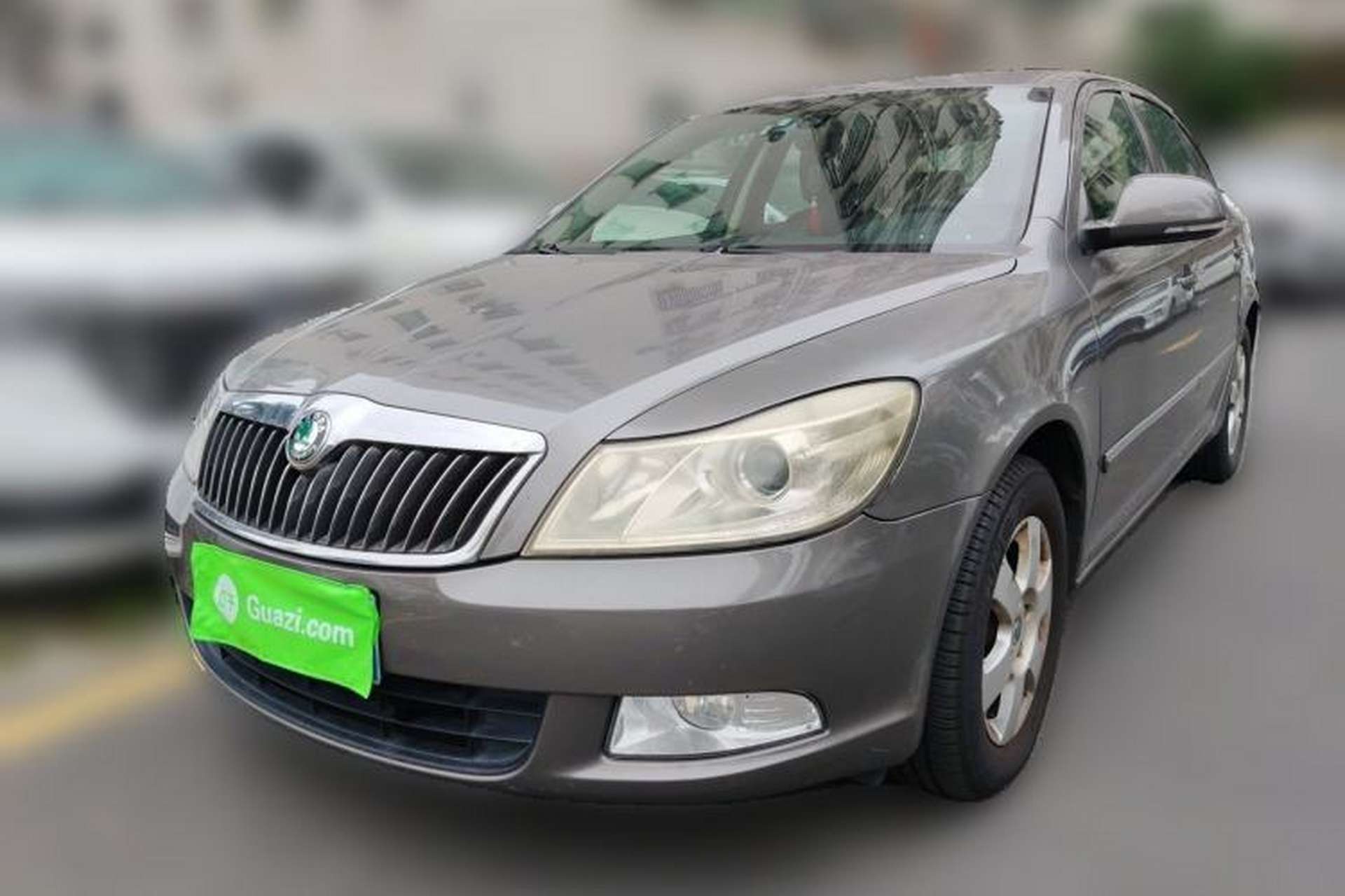 Used Skoda Octavia 2012 1.6L Automatic Yijun Edition Front Left 45 Deg