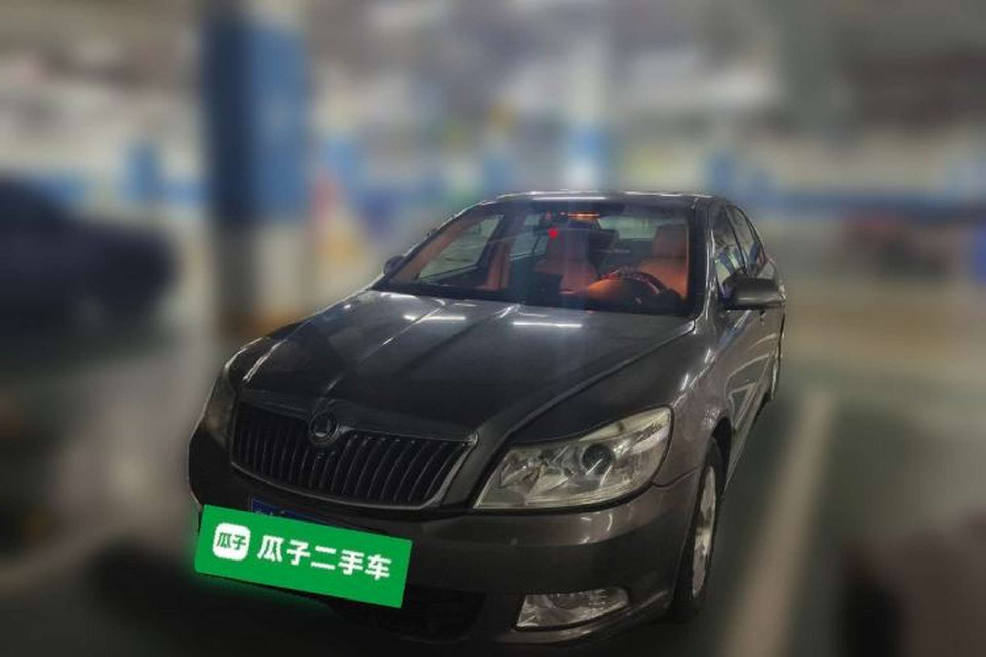 Used Skoda Octavia 2012 1.6L Automatic Yijun Edition Front Left 45 Deg