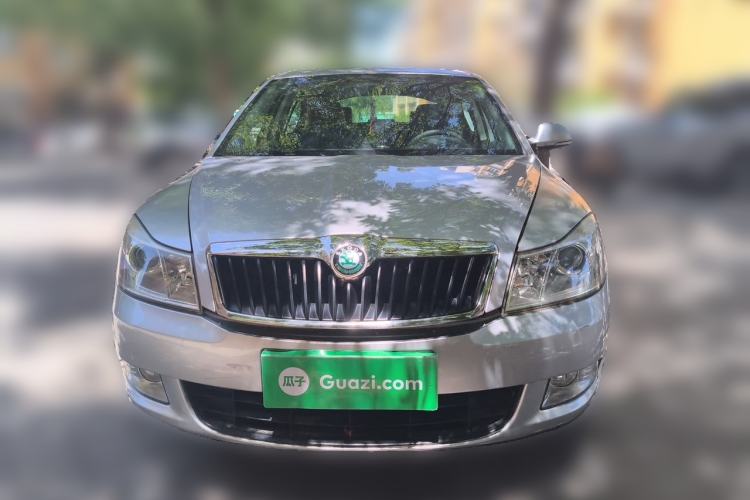 Used Skoda Octavia 2012 1.6L Manual Yijie Edition Front