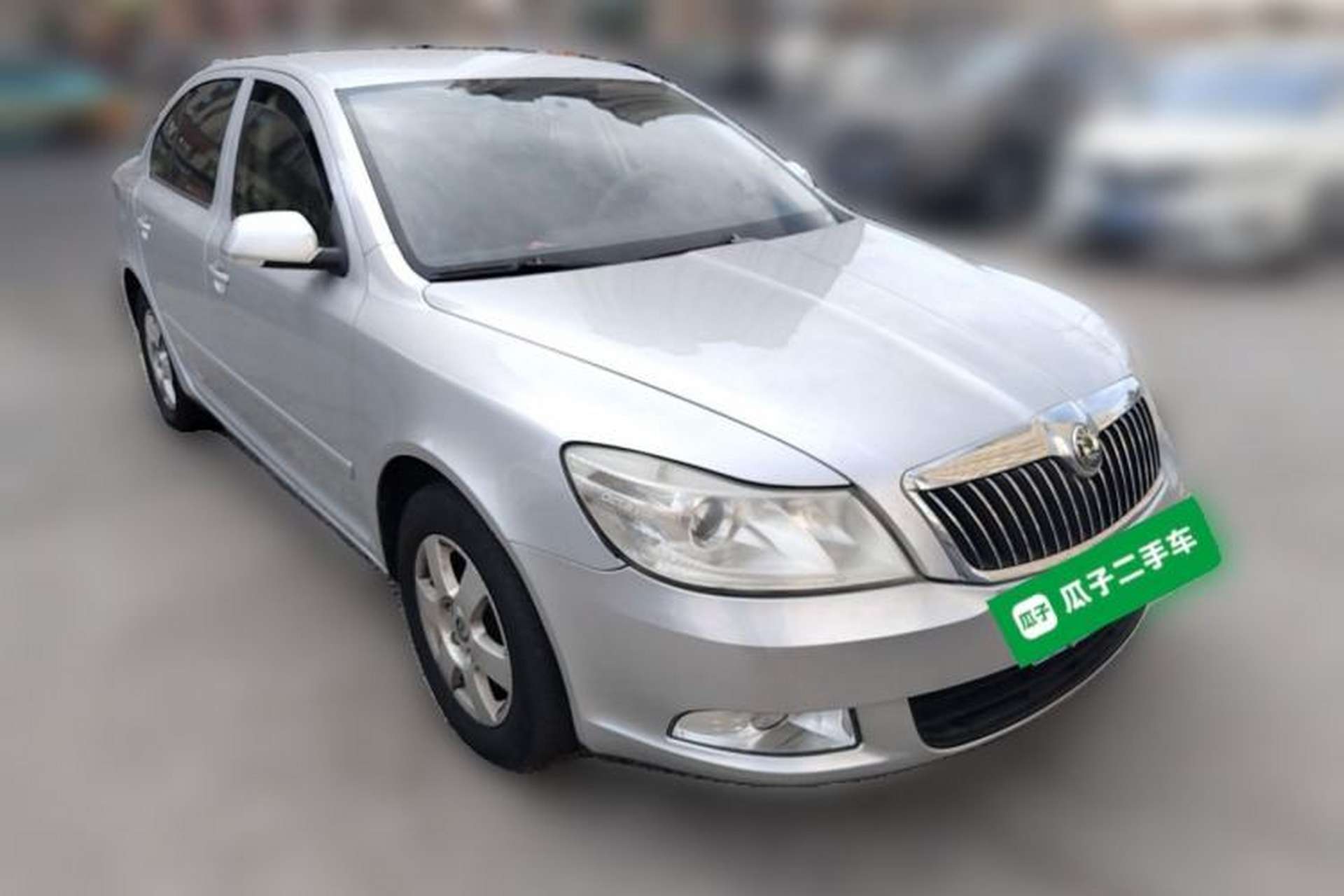 Used Skoda Octavia 2012 1.6L Automatic Yijie Edition Front Right 45 Deg