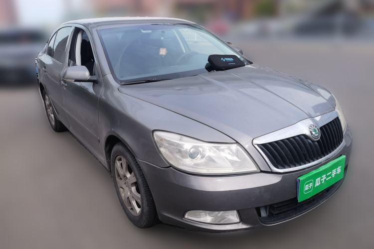 Used Skoda Octavia 2012 2.0L Automatic Yijie Version Front Right 45 Deg