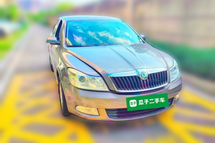 Used Skoda Octavia 2012 2.0L Automatic Yijie Version Front Right 45 Deg