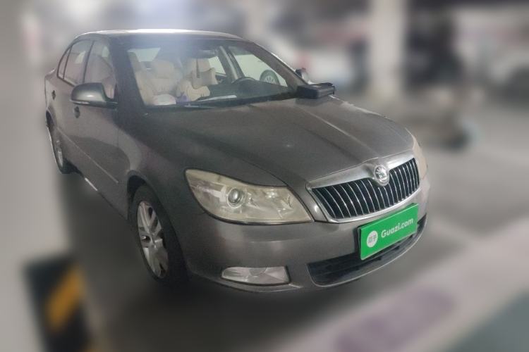Used Skoda Octavia 2012 1.4TSI Manual - Yijun Edition Front Right 45 Deg