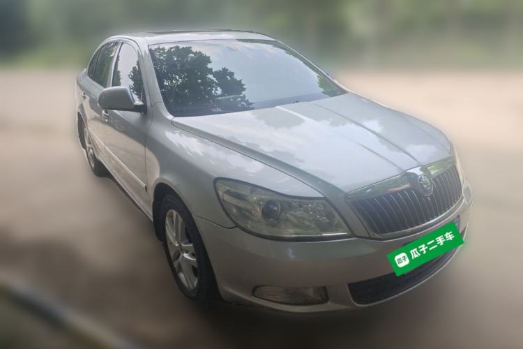 Used Skoda Octavia 2012 1.4TSI DSG Yijun Edition Front Right 45 Deg