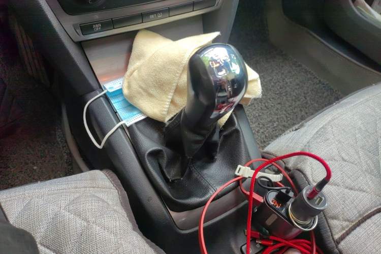 Used Skoda Octavia 2012 1.6L Manual Yijun Edition Gear Lever
