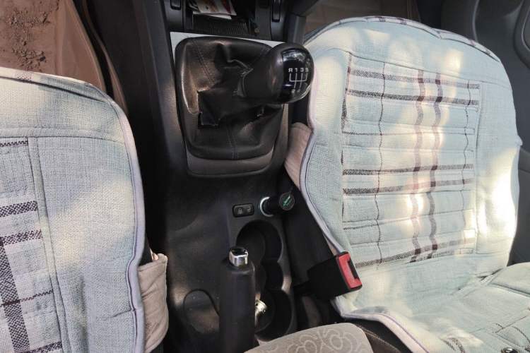 Used Skoda Octavia 2012 2.0L Manual Yijie Version Gear Lever