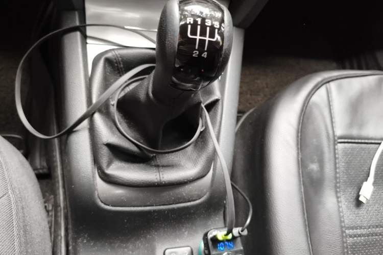 Used Skoda Octavia 2012 1.6L Manual Yijie Edition Gear Lever