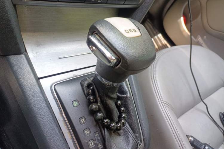 Used Skoda Octavia 2012 1.4TSI DSG Yijun Edition Gear Lever