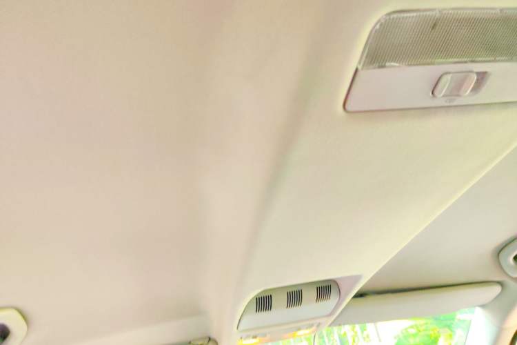 Used Skoda Octavia 2012 2.0L Automatic Yijie Version Headliner