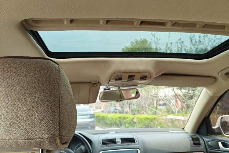 Used Skoda Octavia 2012 1.6L Automatic Yijun Edition Headliner