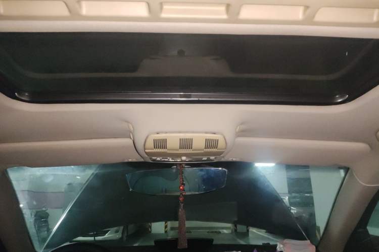 Used Skoda Octavia 2012 1.4TSI Manual - Yijun Edition Headliner