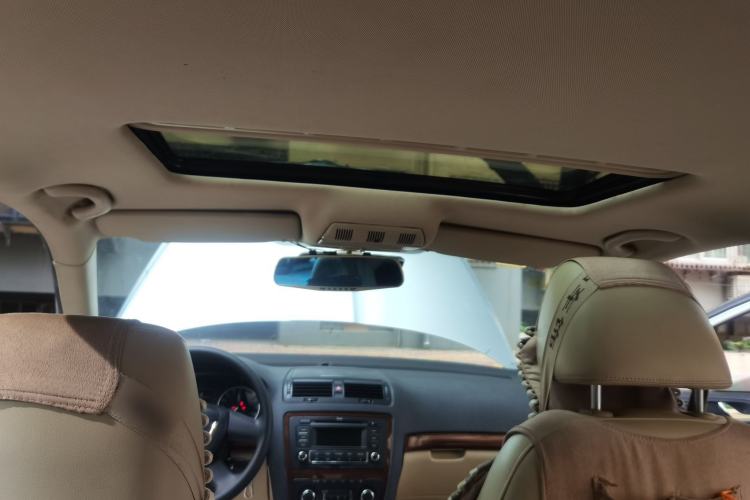 Used Skoda Octavia 2012 1.6L Manual Yijun Edition Headliner