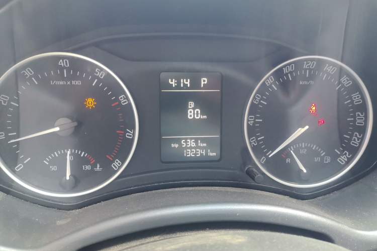 Used Skoda Octavia 2012 1.6L Automatic Yijie Edition Instrument Cluster