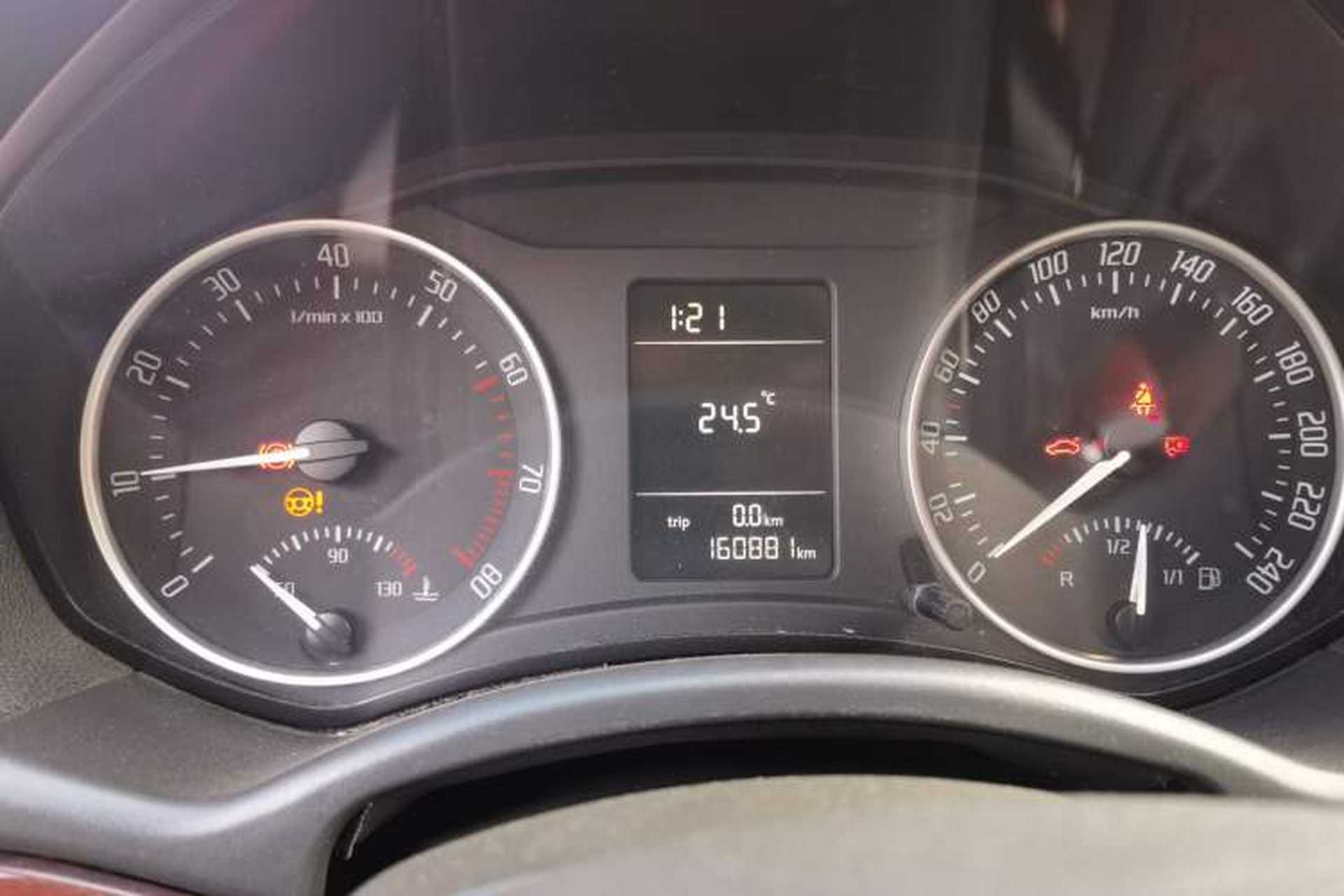 Used Skoda Octavia 2012 1.6L Manual Yijun Edition Instrument Cluster