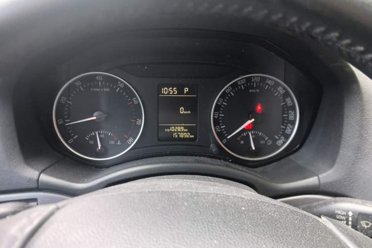 Used Skoda Octavia 2012 1.6L Automatic Yijie Edition Instrument Cluster