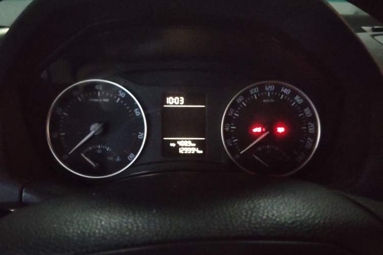 Used Skoda Octavia 2012 1.6L Automatic Yijie Edition Instrument Cluster