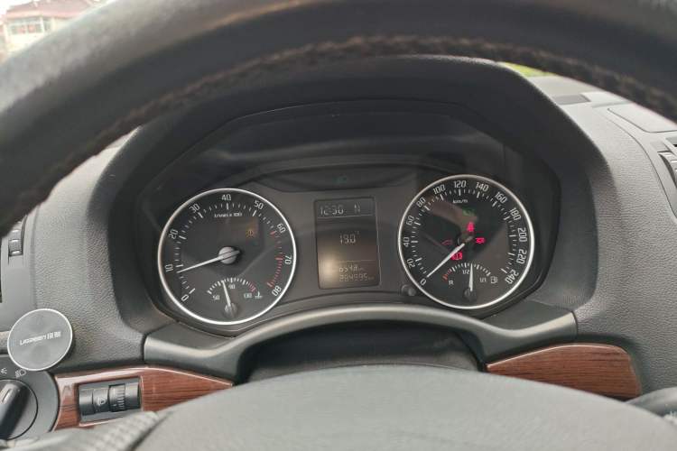 Used Skoda Octavia 2012 1.6L Automatic Yijun Edition Instrument Cluster