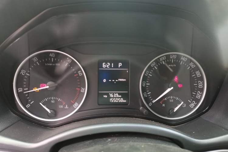 Used Skoda Octavia 2012 1.6L Automatic Yijie Edition Instrument Cluster