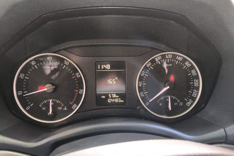 Used Skoda Octavia 2012 1.6L Manual Yijie Edition Instrument Cluster