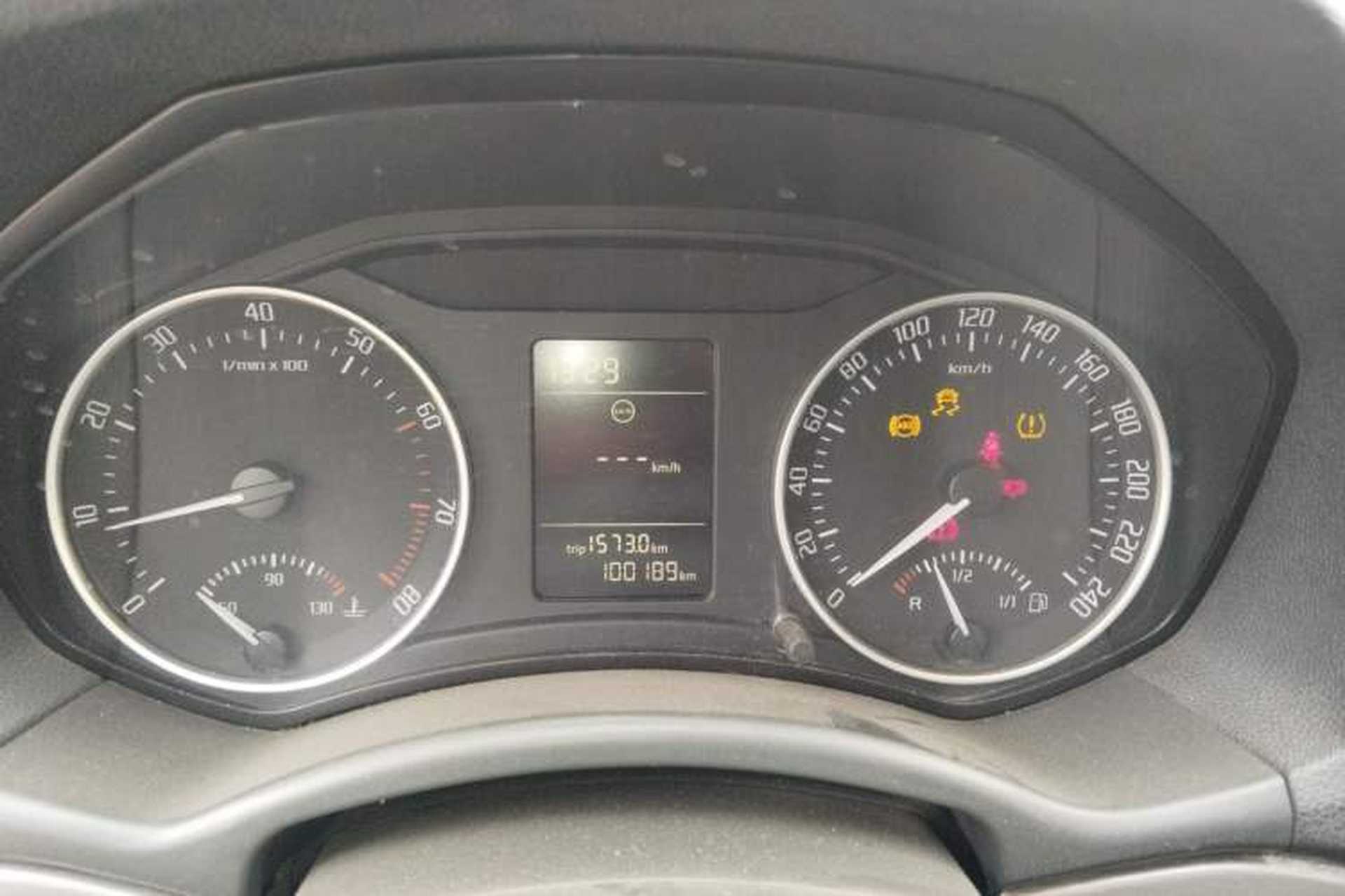 Used Skoda Octavia 2012 1.6L Manual Yijie Edition Instrument Cluster