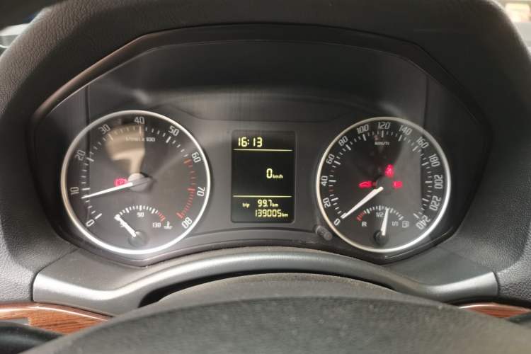 Used Skoda Octavia 2012 1.6L Manual Yijun Edition Instrument Cluster