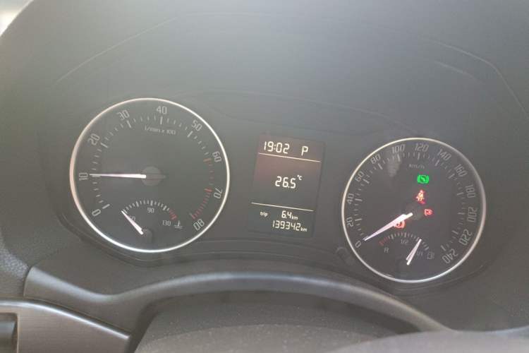 Used Skoda Octavia 2012 1.6L Automatic Yijie Edition Instrument Cluster