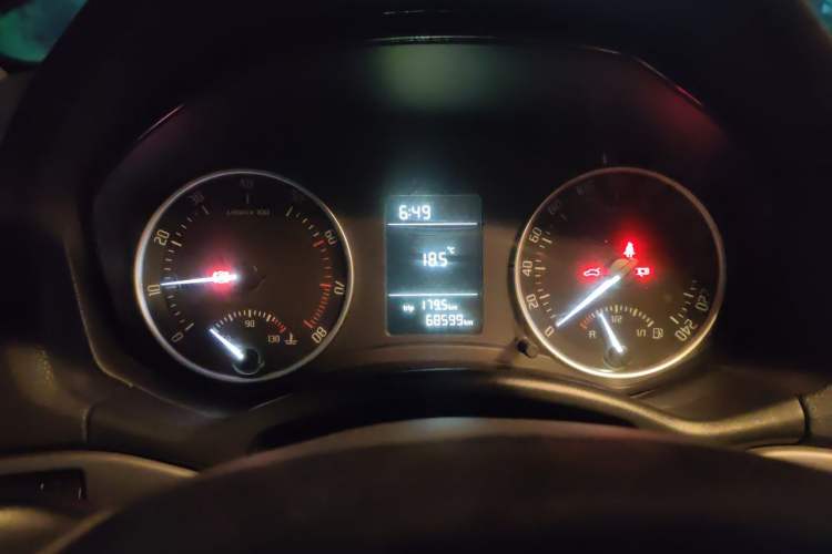 Used Skoda Octavia 2012 1.6L Manual Yijie Edition Instrument Cluster