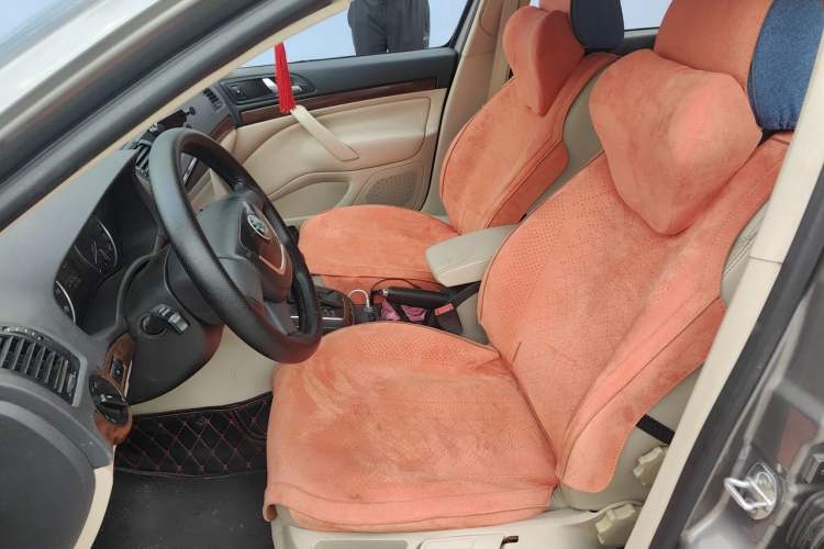 Used Skoda Octavia 2012 1.6L Automatic Yijun Edition Left Front Seat