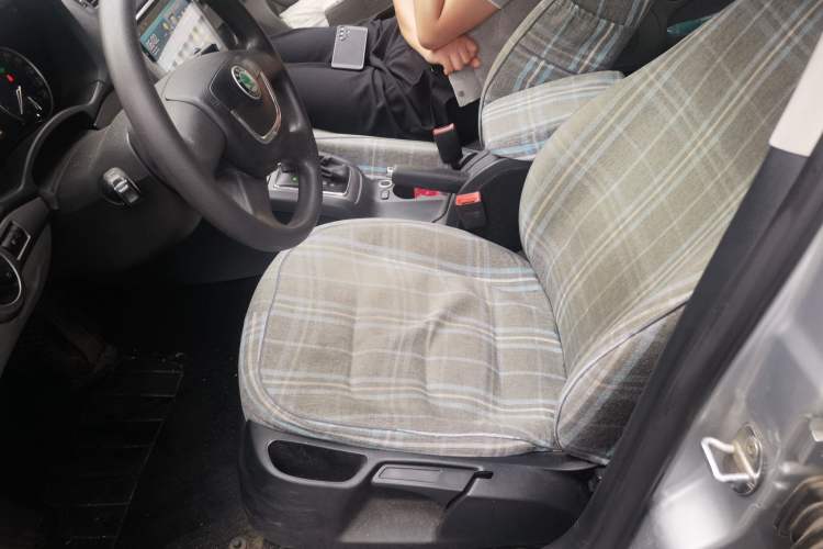 Used Skoda Octavia 2012 1.6L Automatic Yijie Edition Left Front Seat