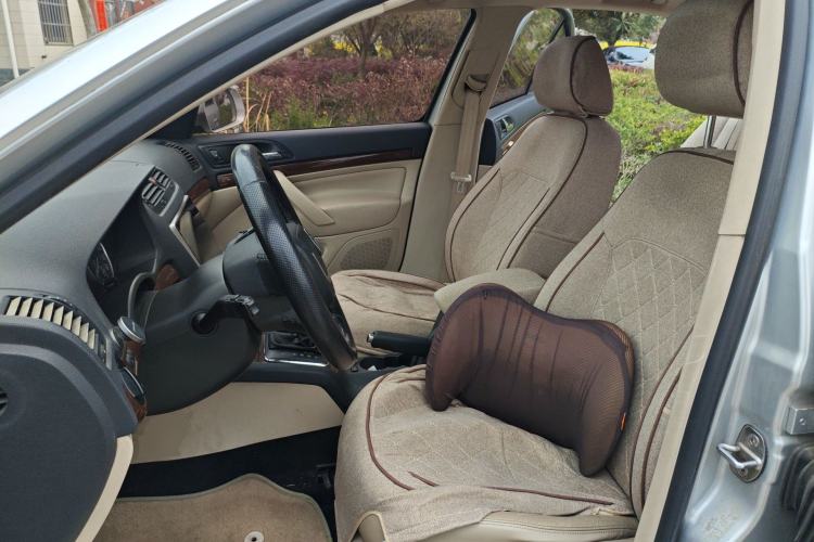 Used Skoda Octavia 2012 1.6L Automatic Yijun Edition Left Front Seat