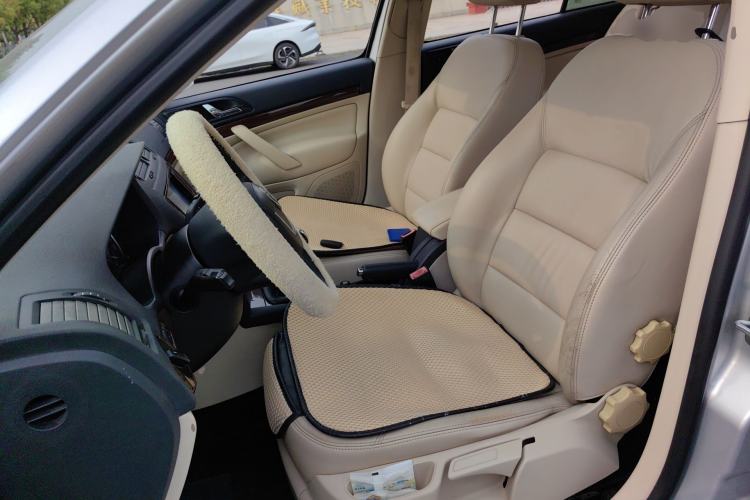 Used Skoda Octavia 2012 1.6L Manual Yijun Edition Left Front Seat