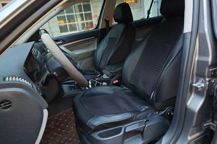 Used Skoda Octavia 2012 1.6L Manual Eado Edition Left Front Seat
