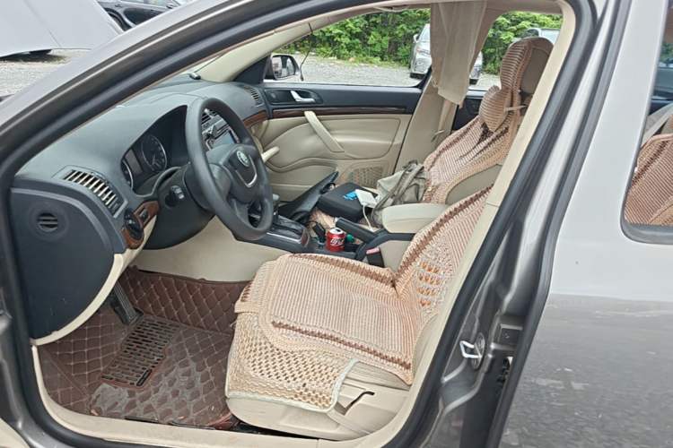 Used Skoda Octavia 2012 1.6L Automatic Yijun Edition Left Front Seat