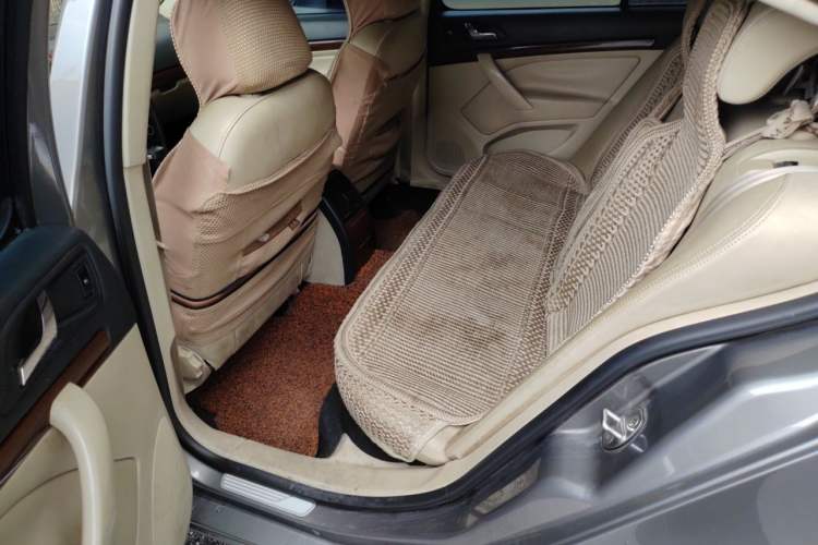 Used Skoda Octavia 2012 1.6L Automatic Yijun Edition Left Rear Seat