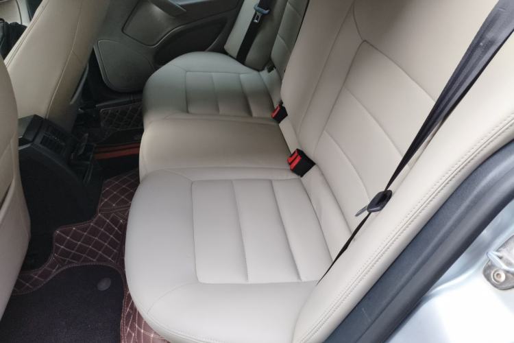 Used Skoda Octavia 2012 2.0L Automatic Yijie Version Left Rear Seat