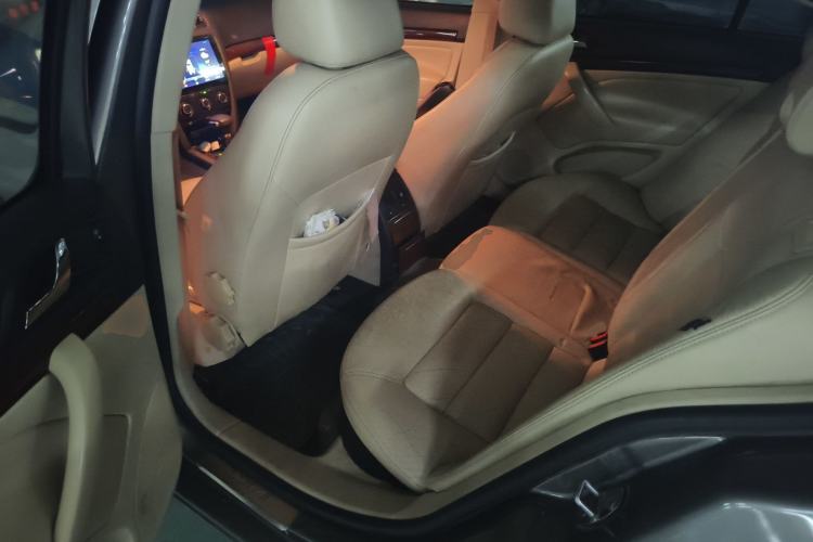 Used Skoda Octavia 2012 1.6L Automatic Yijun Edition Left Rear Seat