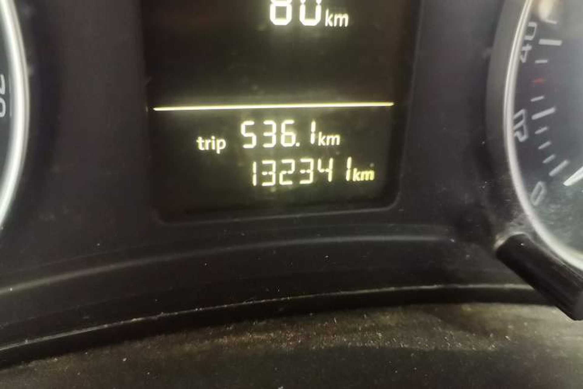 Used Skoda Octavia 2012 1.6L Automatic Yijie Edition Odometer Close Up