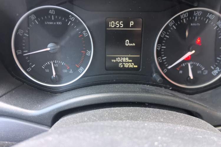 Used Skoda Octavia 2012 1.6L Automatic Yijie Edition Odometer Close Up