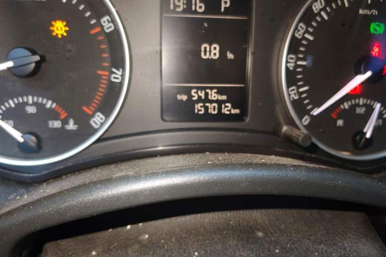 Used Skoda Octavia 2012 1.6L Automatic Yijie Edition Odometer Close Up
